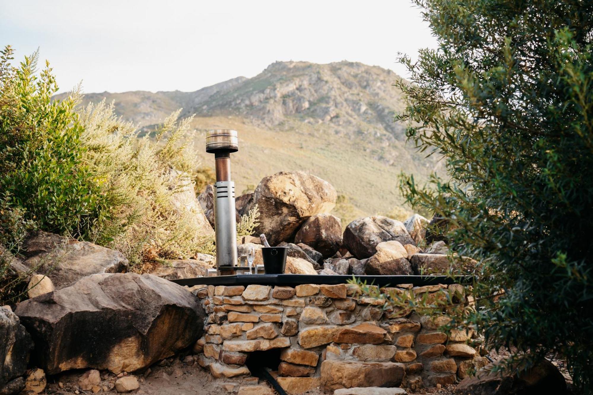 Wagyu Mountain Lodge Paarl Buitenkant foto