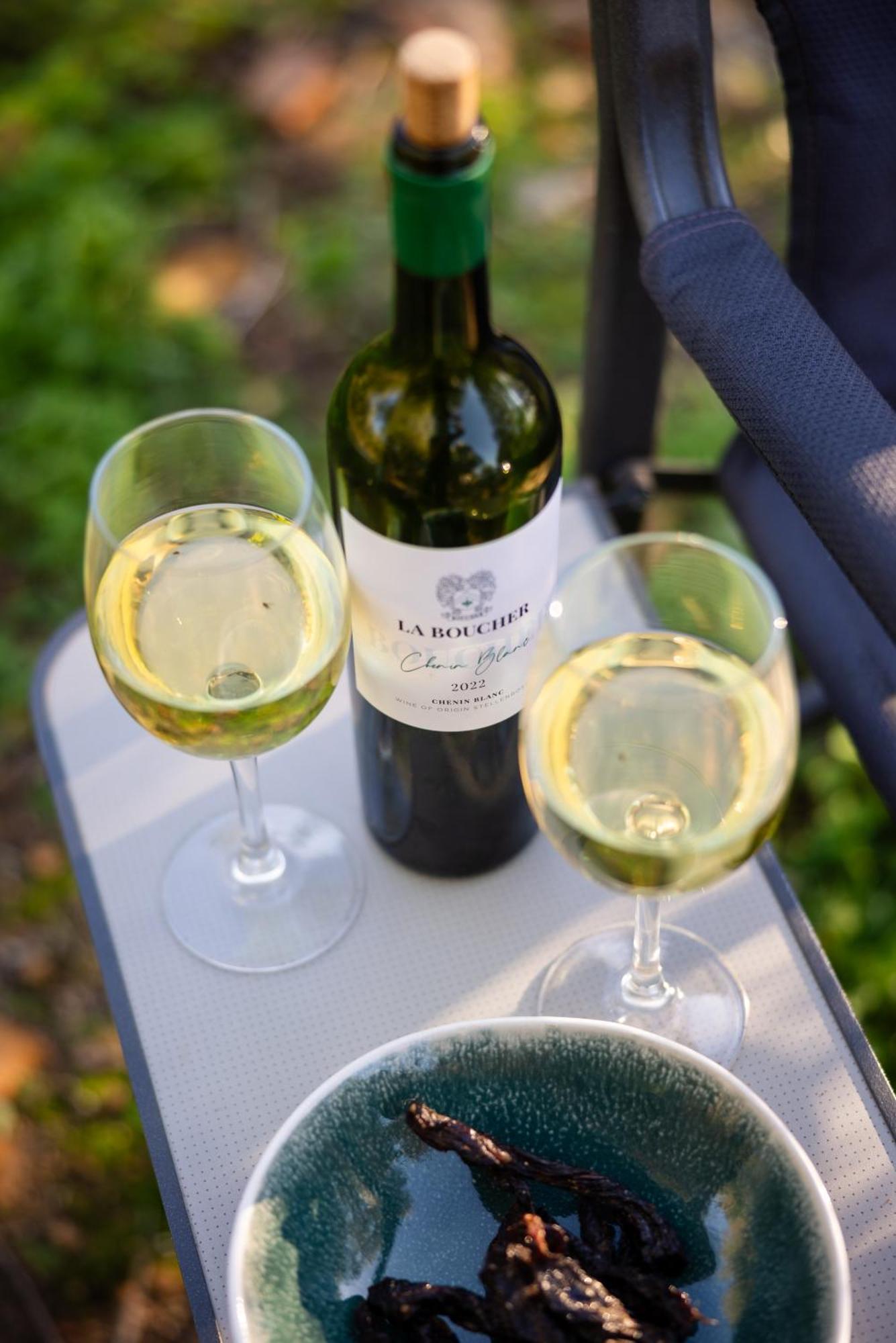 Wagyu Mountain Lodge Paarl Buitenkant foto